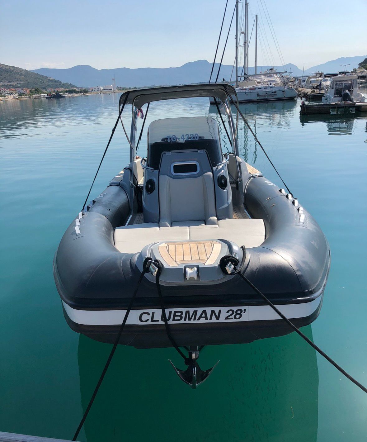 Joker boat Clubman 28   Mercury Verado  2 x 300 - 2018