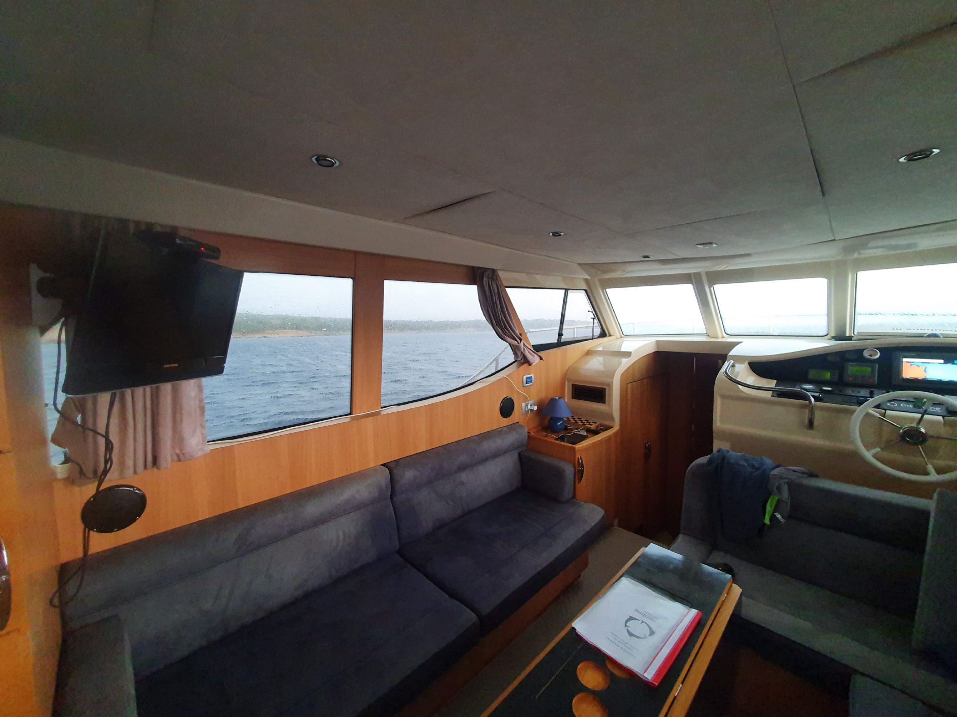 Greenline 33 hybrid - 2011