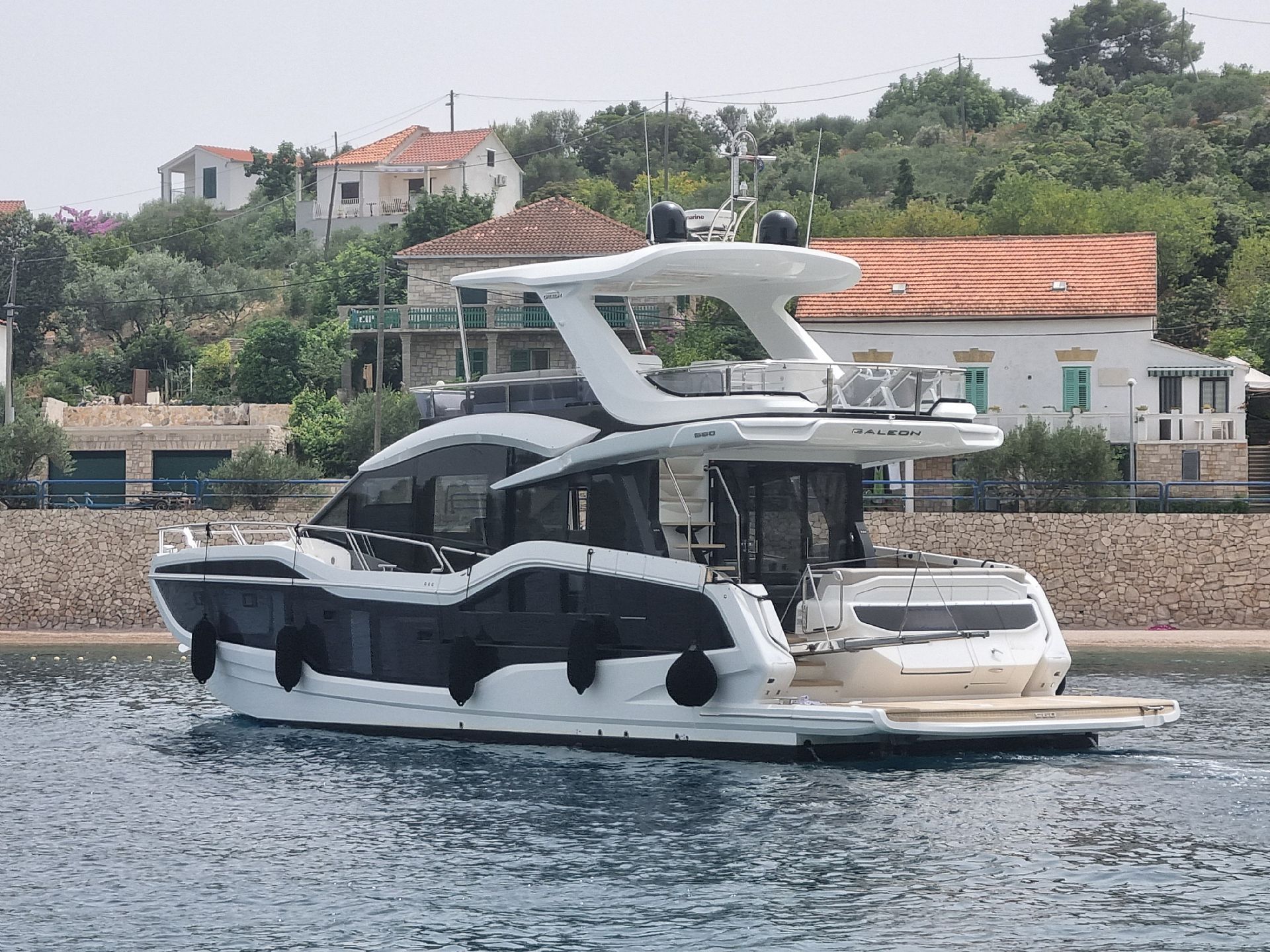 Galeon 560 FLY - 2024