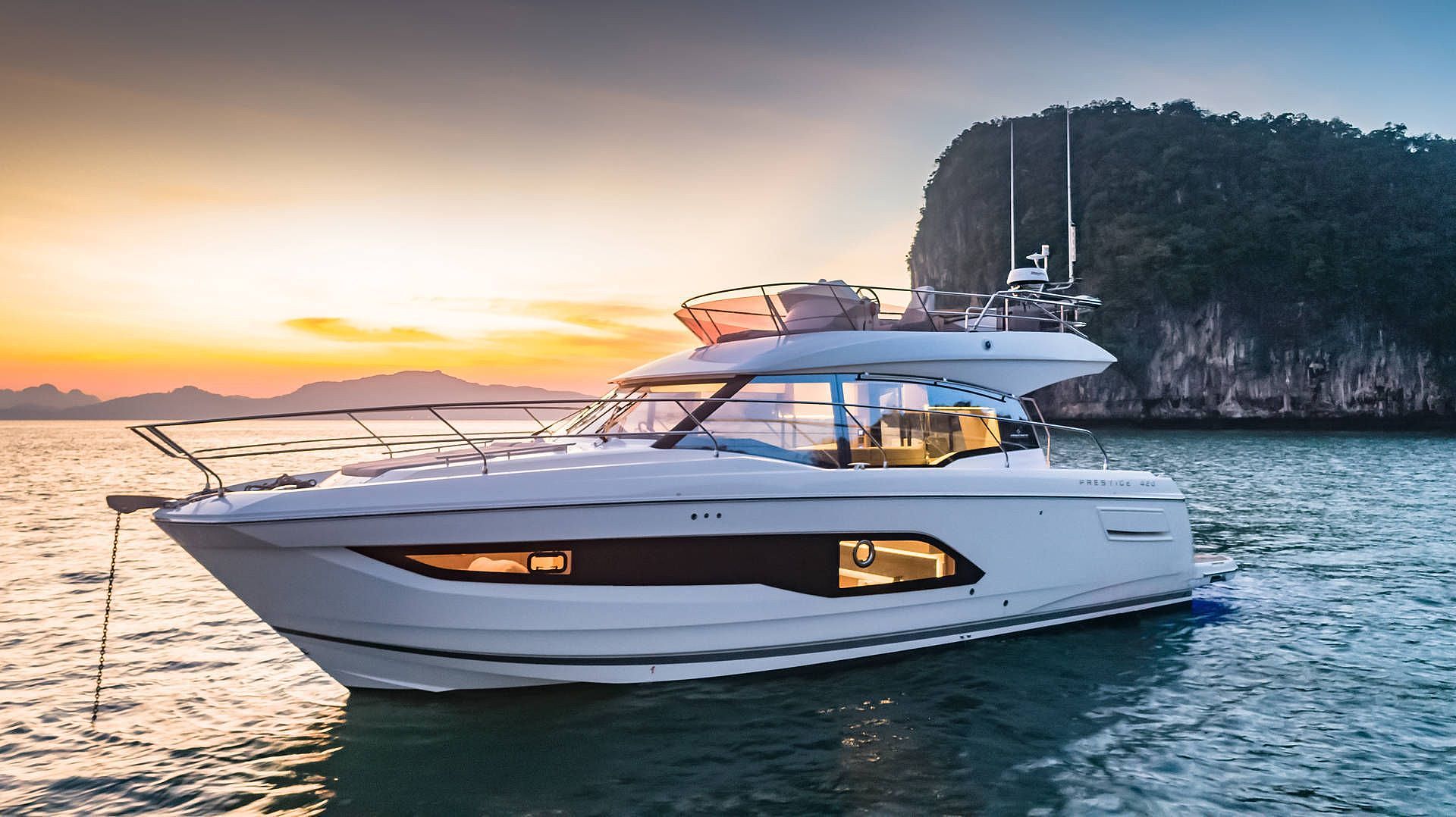 PRESTIGE 420 FLY , osovine - 2020