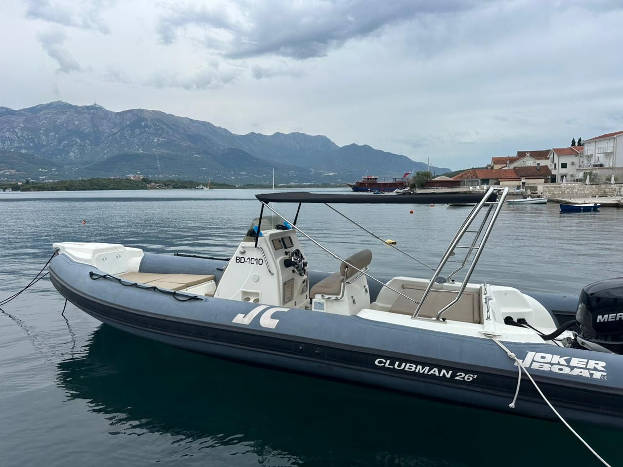 Joker boat Clubman 26   Mercury 350 - 2017