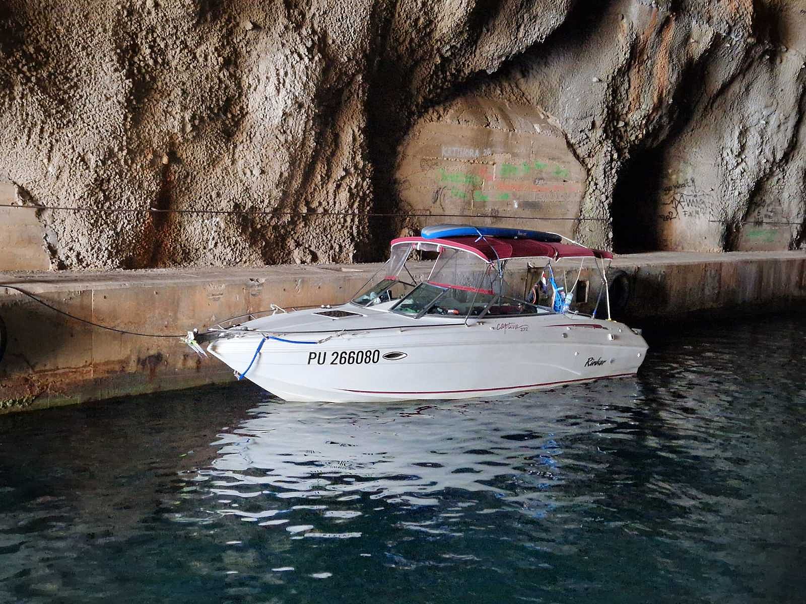 Rinker Captiva 272 - 1998 - for sale: 27200.-EUR