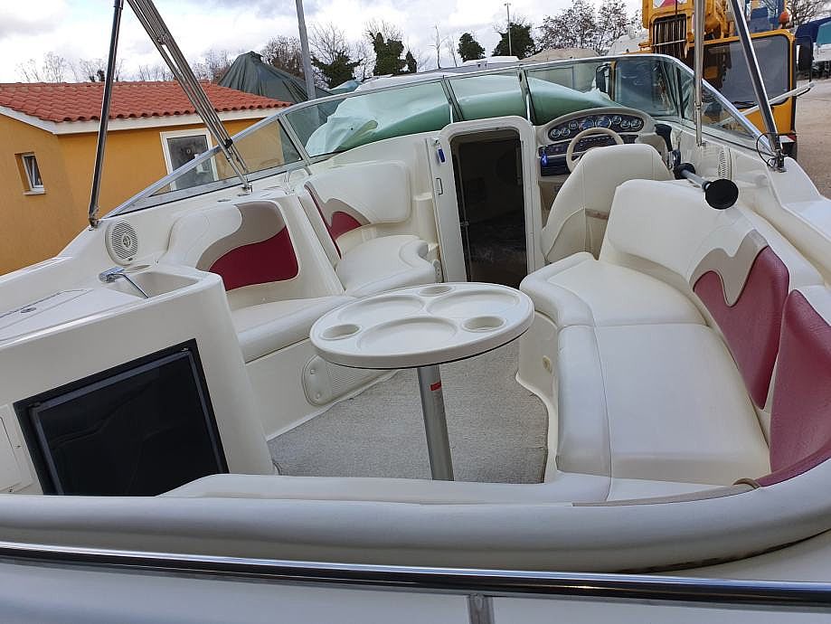 Rinker Captiva 272 - 1998
