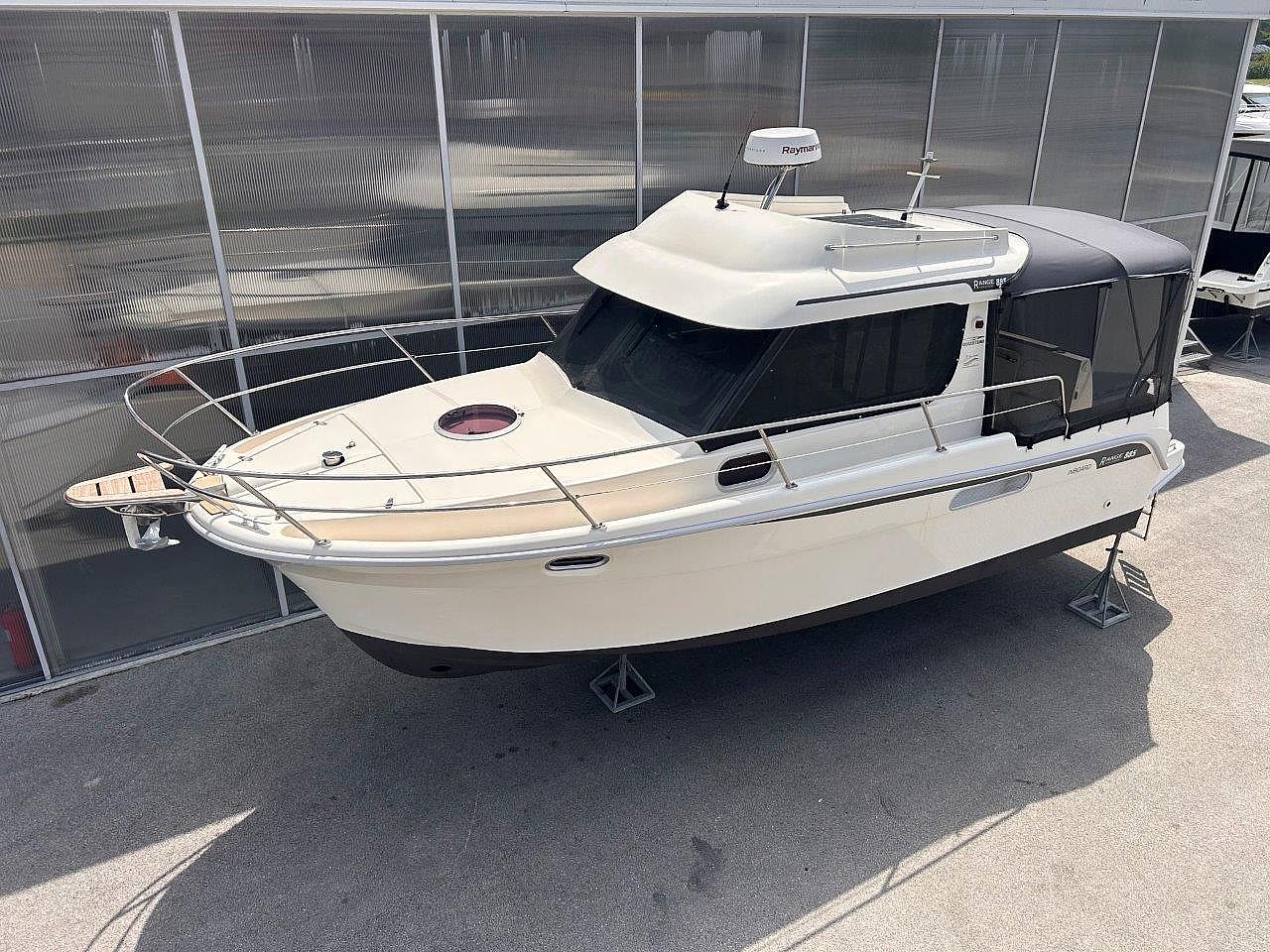 Ocqueteau 885 Range Cruiser - 2014
