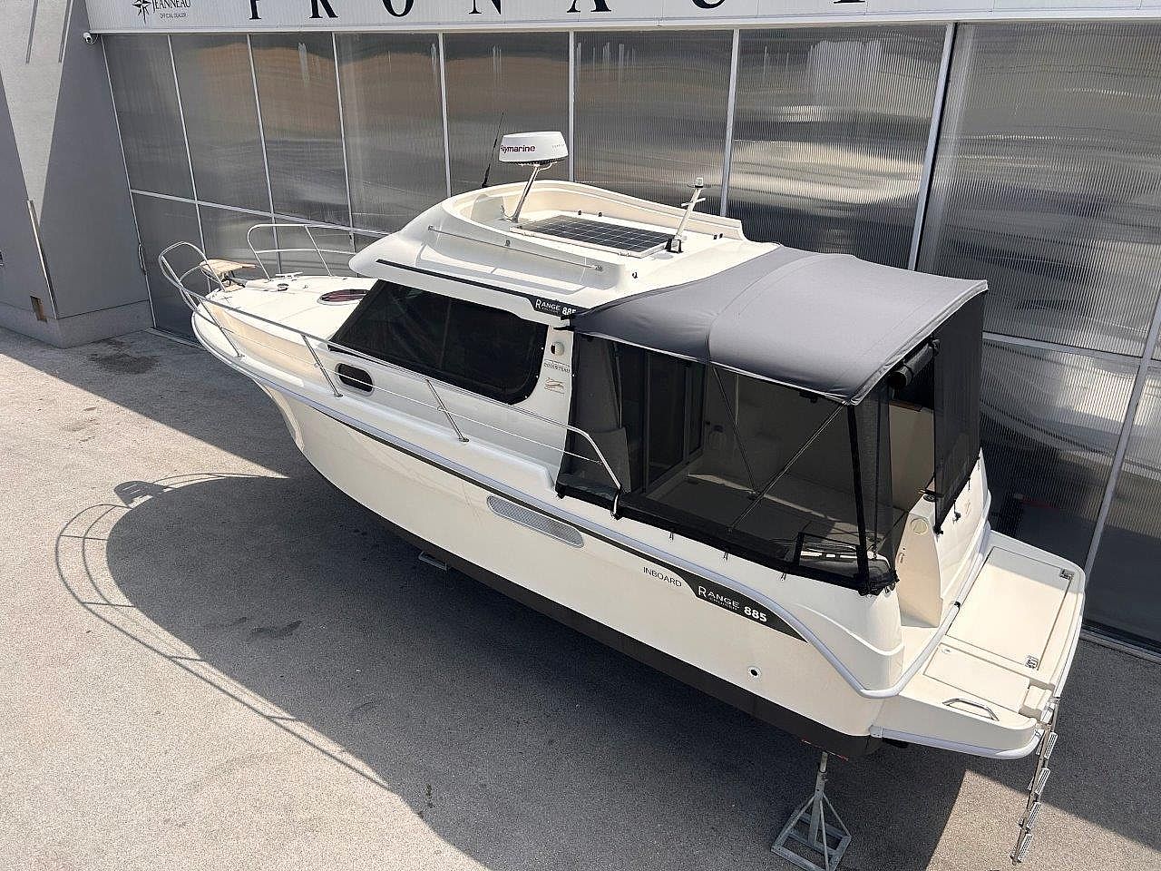 Ocqueteau 885 Range Cruiser - 2014