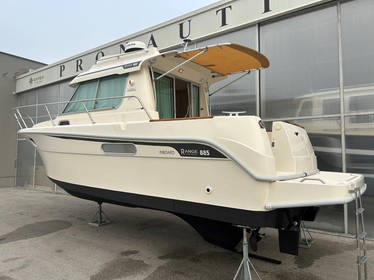 Ocqueteau 885 Range Cruiser - 2014