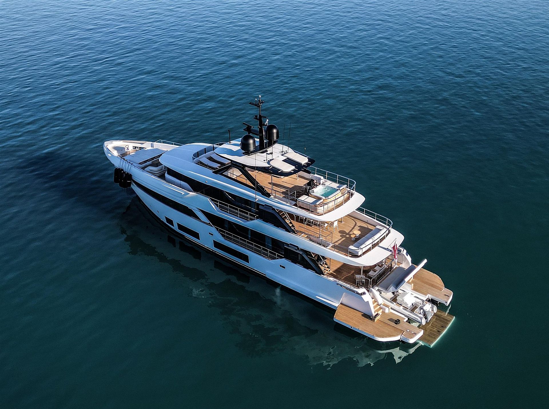 Custom Line Navetta 38 - 2025