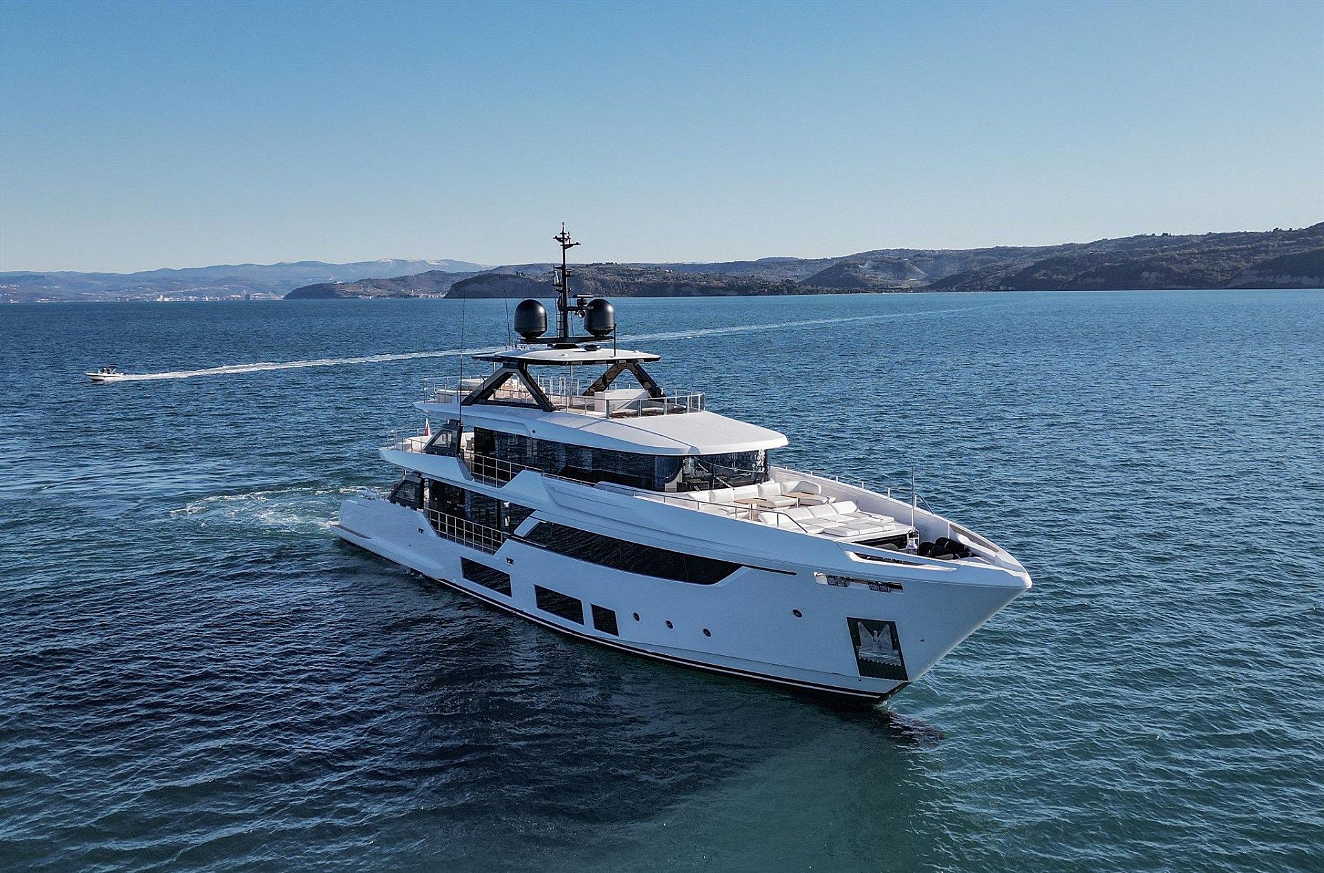 Custom Line Navetta 38 - 2025