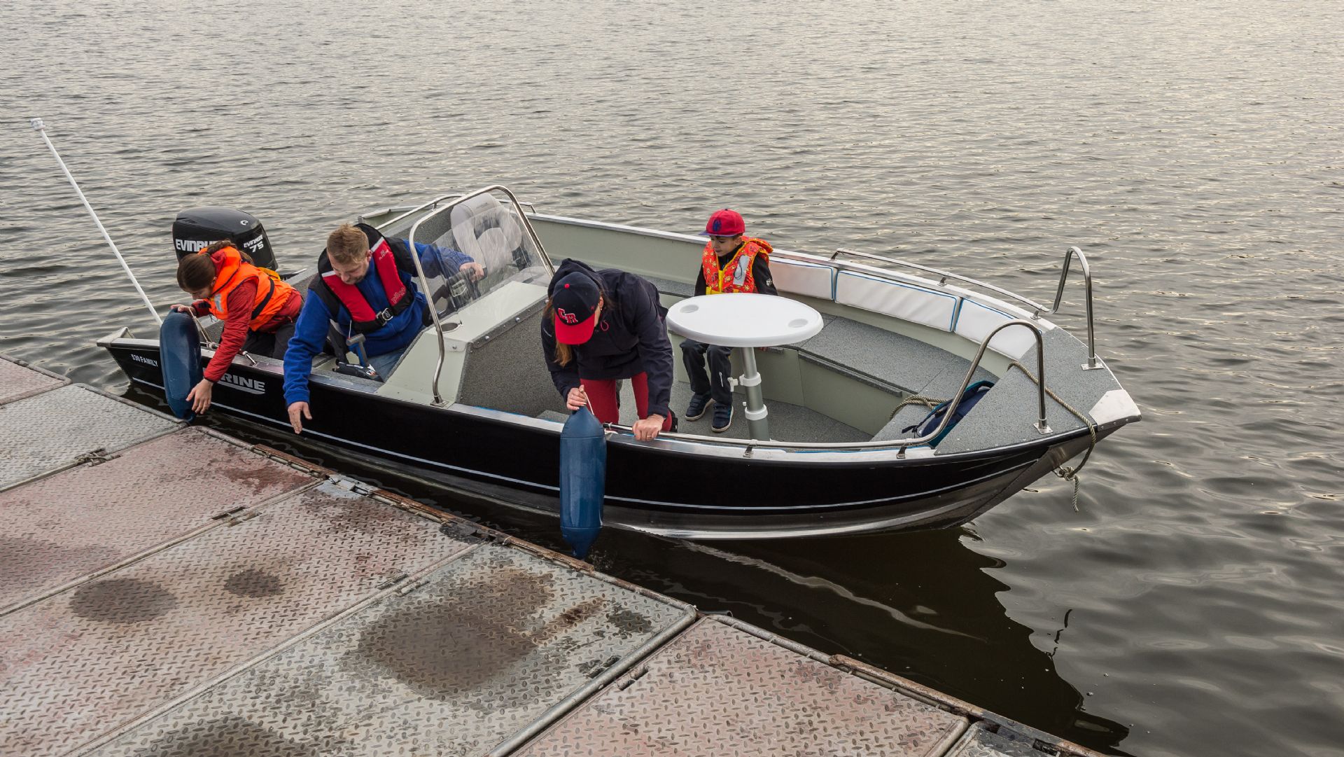 MARINE Light aluminium boats 530 Family - 2026