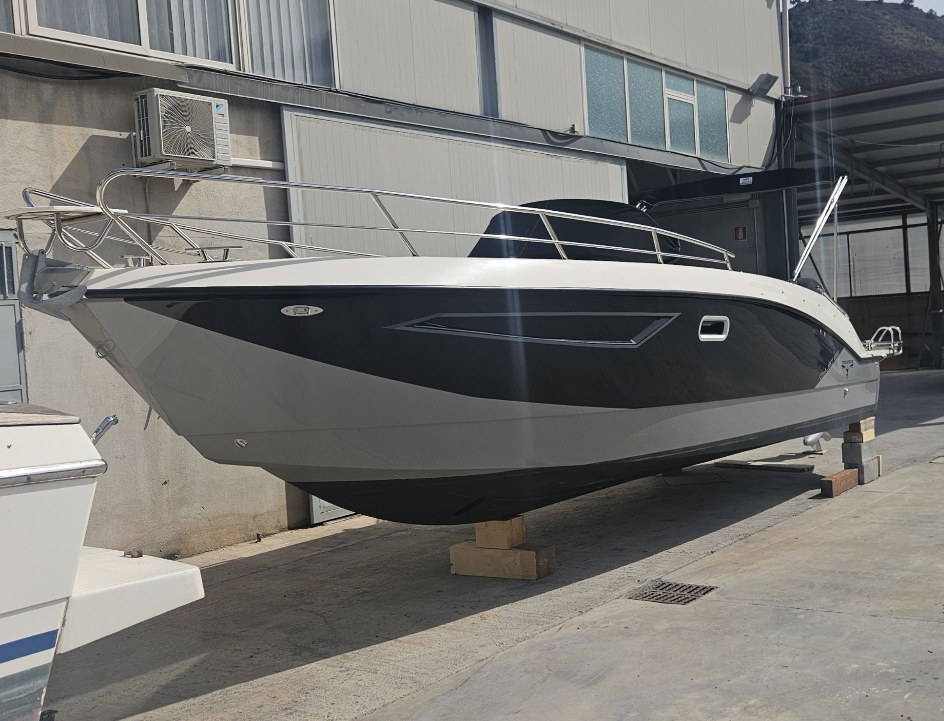 Trimarchi Dylet 85 - 2025