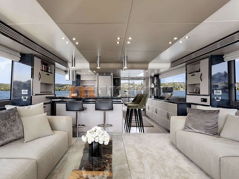 Azimut Magellano 76 - 2016