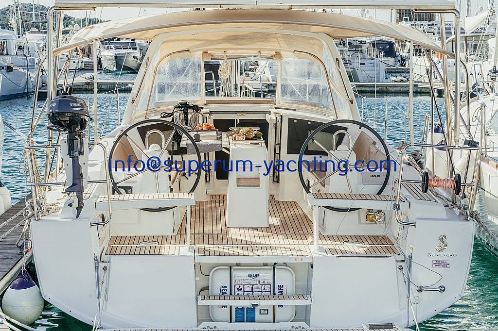 Beneteau Oceanis 38 - 2016