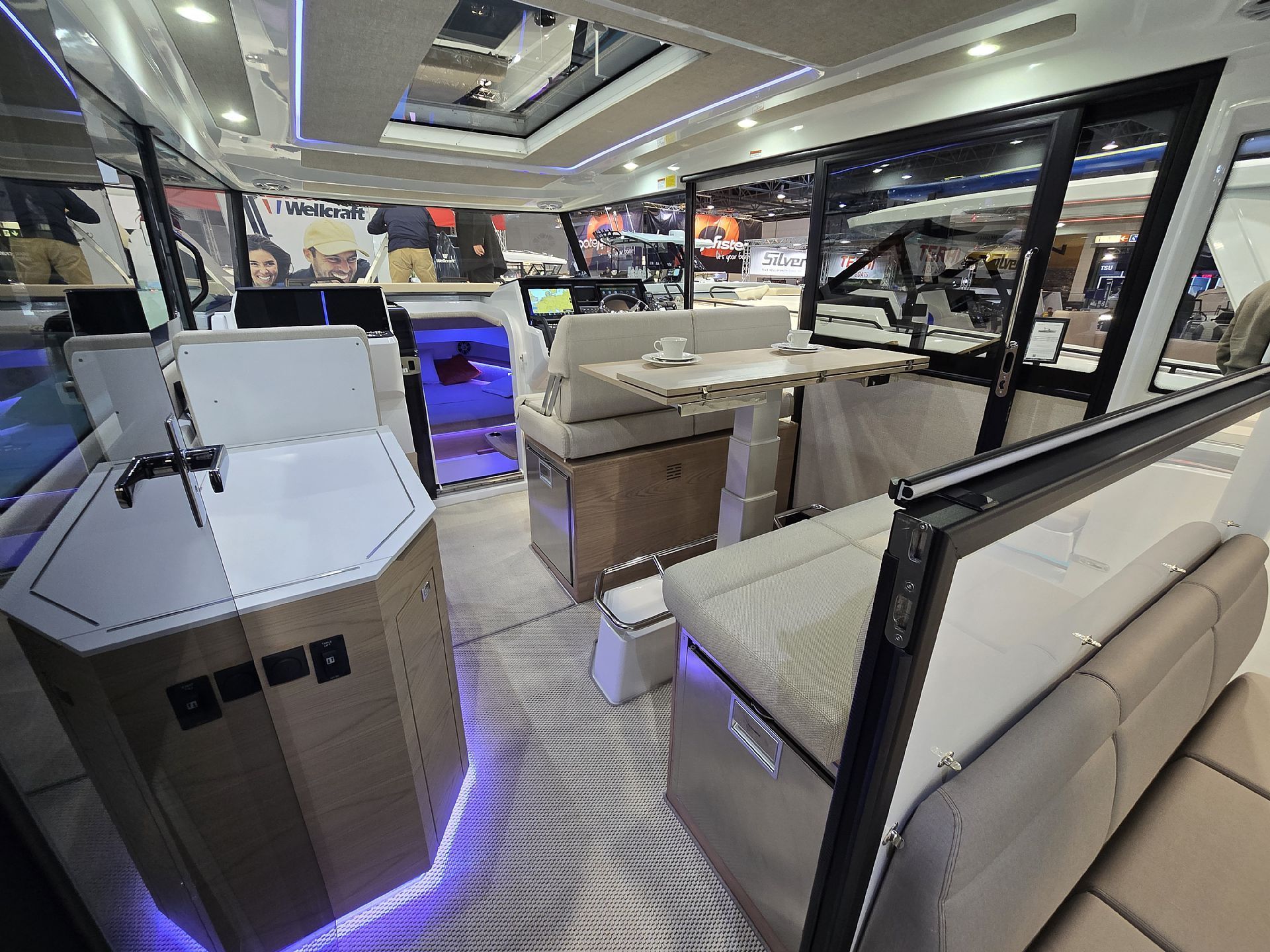 POSEBNA PONUDBA  -  Quarken 35 Cabin Tourer   2 x Yamaha 300 - 2026
