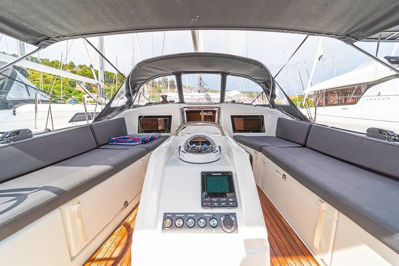 Jeanneau Sun Odyssey 410 - 2023 - for sale: 220000.-EUR