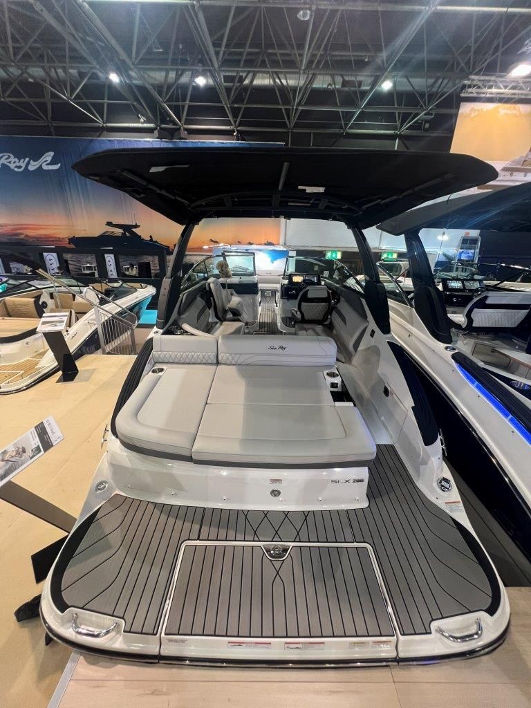 Sea Ray 260 SLX - SERIJA EXCLUSIVE - 2026