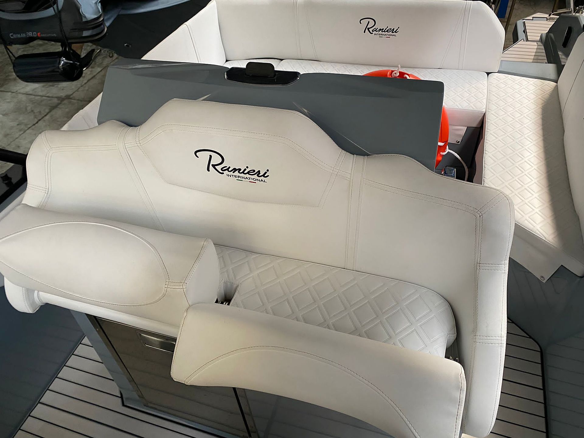 RANIERI CAYMAN 27 Sport Turi... - 2022 - for sale: 94000.-EUR