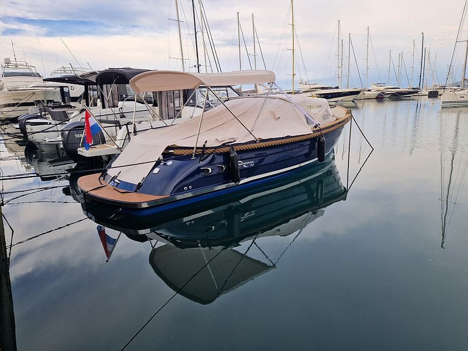 Waterspoor 717 Outboard - 2025