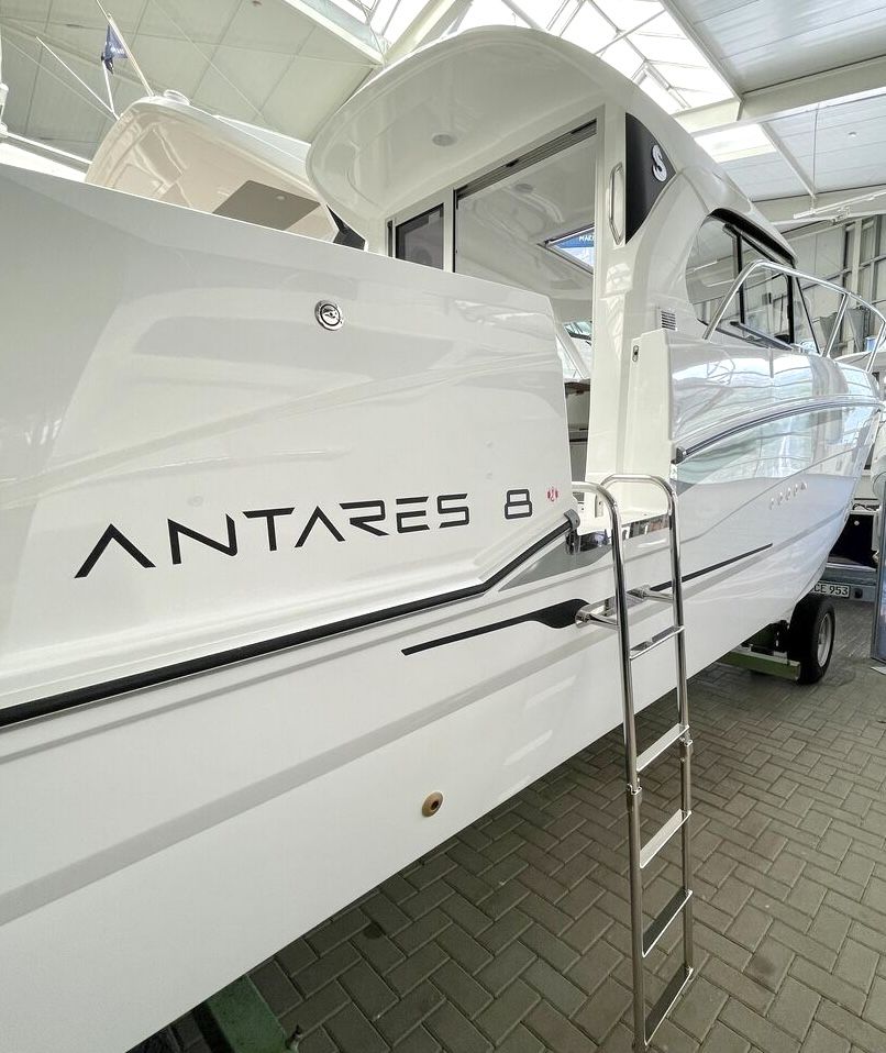 Beneteau Antares 8 V2 NOVO - 2023