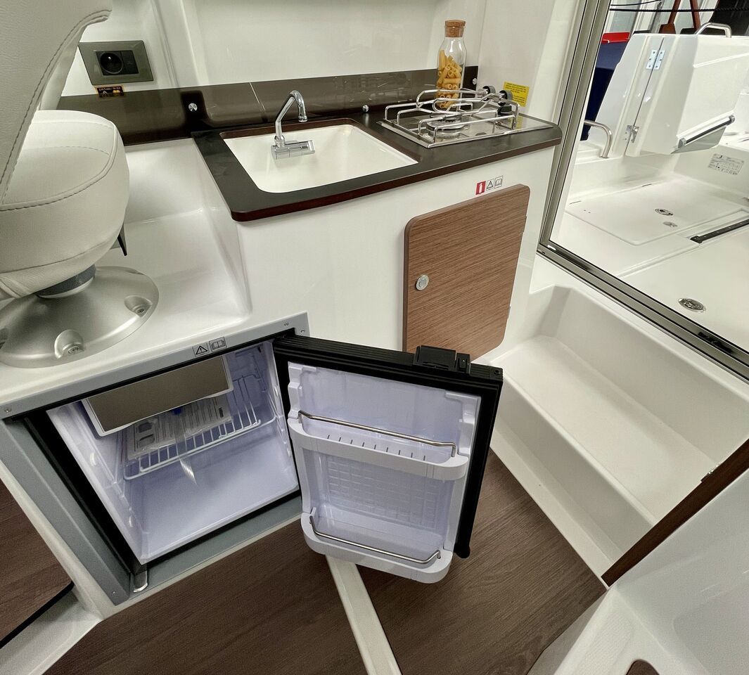 Beneteau Antares 8 V2 NOVO - 2023