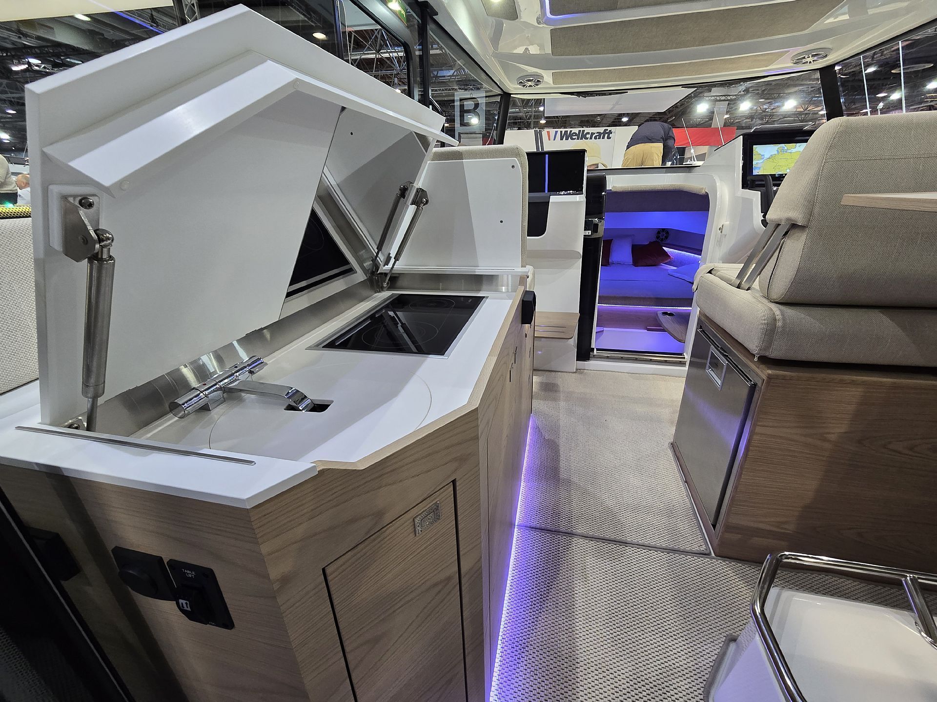 Quarken 35 Cabin Tourer   2 x Yamaha F300 - 2026