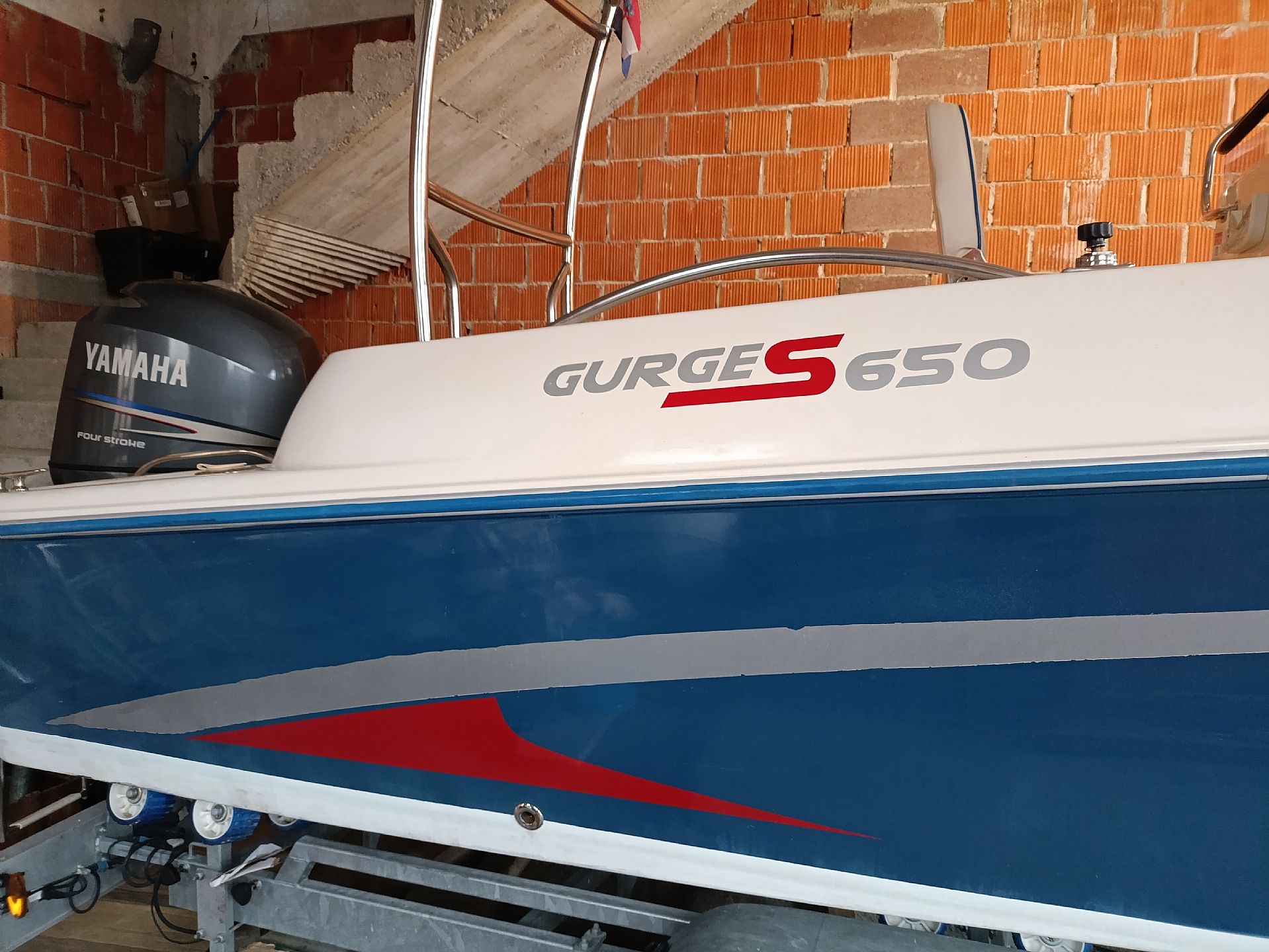 Gliser GURGES 650 GURGES 650 F BOATS 22 - 2011