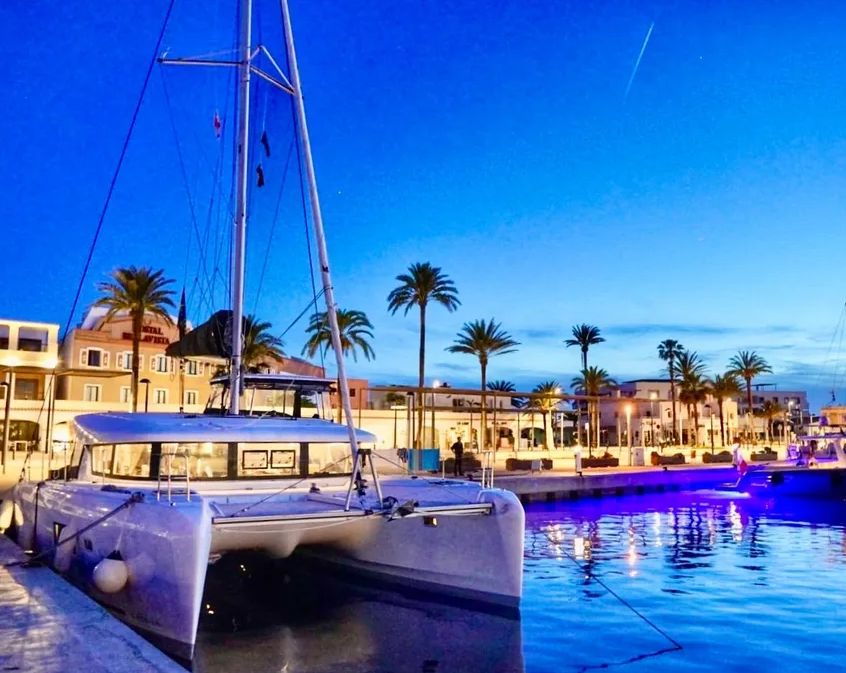 Lagoon 42 Grand Deluxe III - 2023