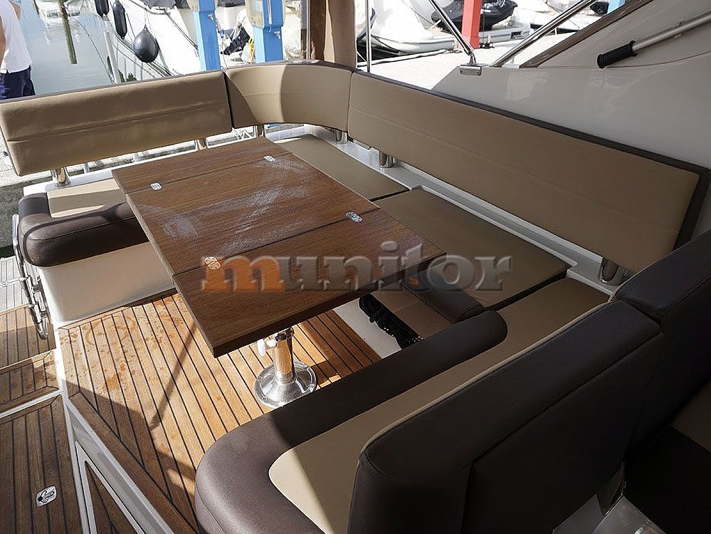 Galeon 385 HTS - 2012