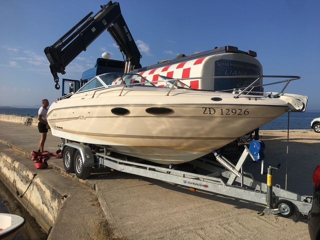 Sea Ray 220 signature select - 1996