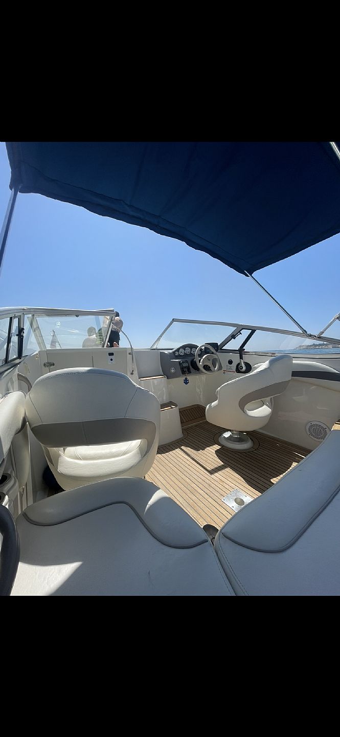Stingray 208 cr - 2011 - for sale: 21900.-EUR