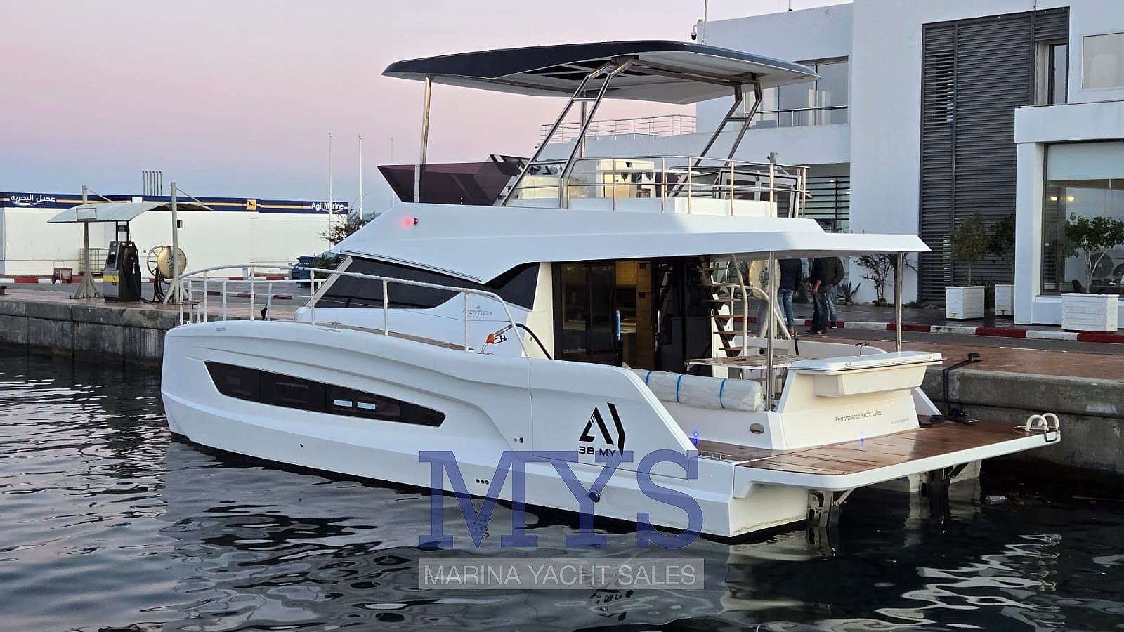 Aventura 38 FLY - 2026
