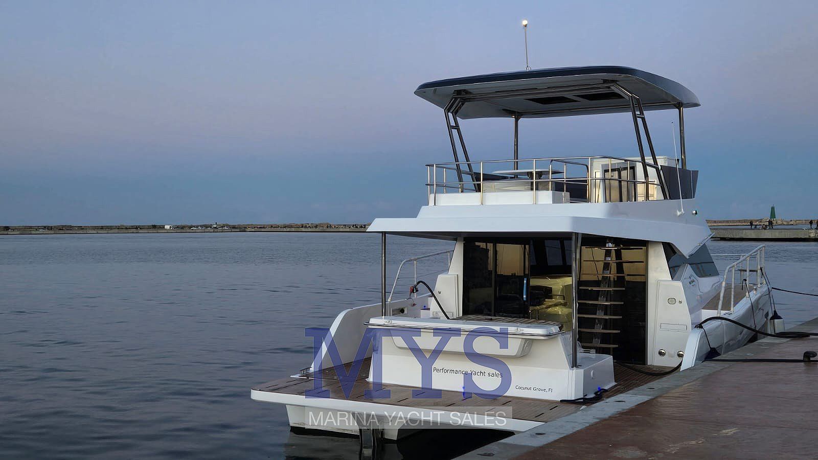Aventura 38 FLY - 2026