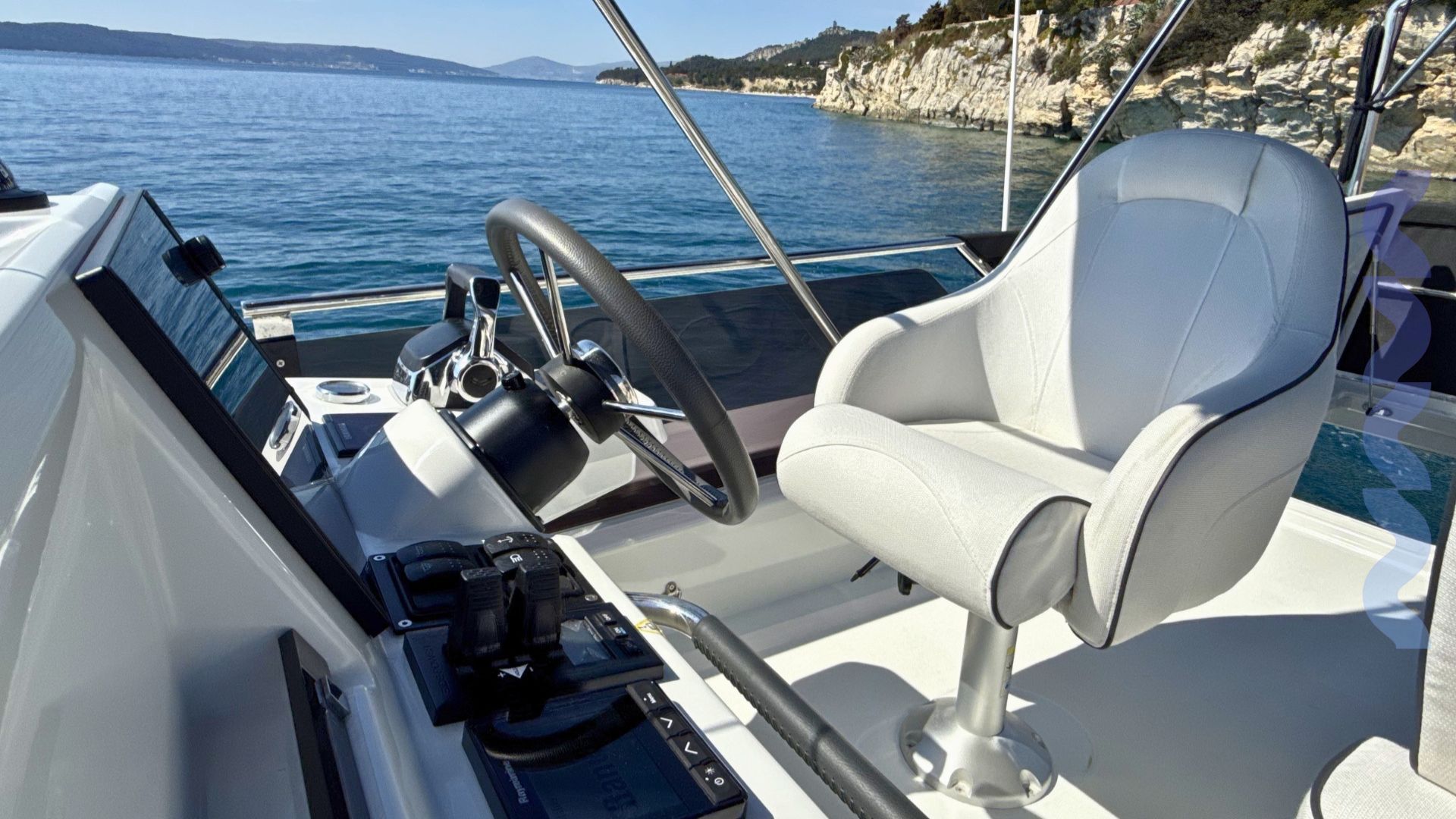 Beneteau SWIFT TRAWLER 37 NEW - 2026