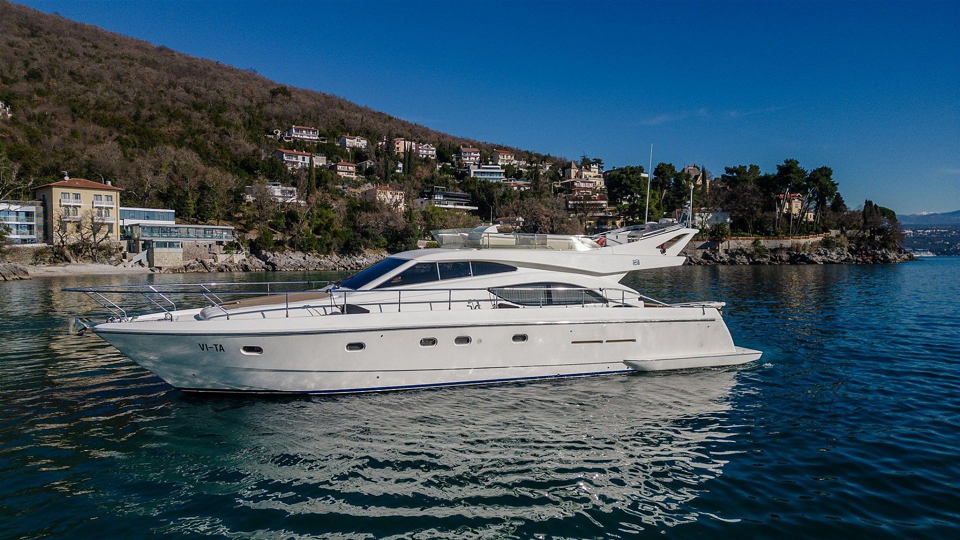 Ferretti 53 - 2000 - for sale: 275000.-EUR
