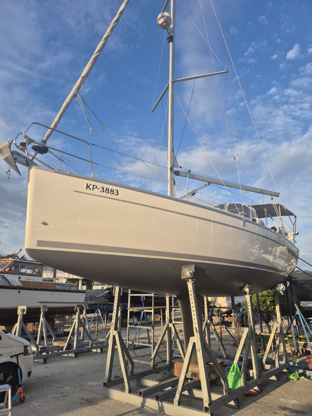 Bavaria Cruiser 32 - 2011