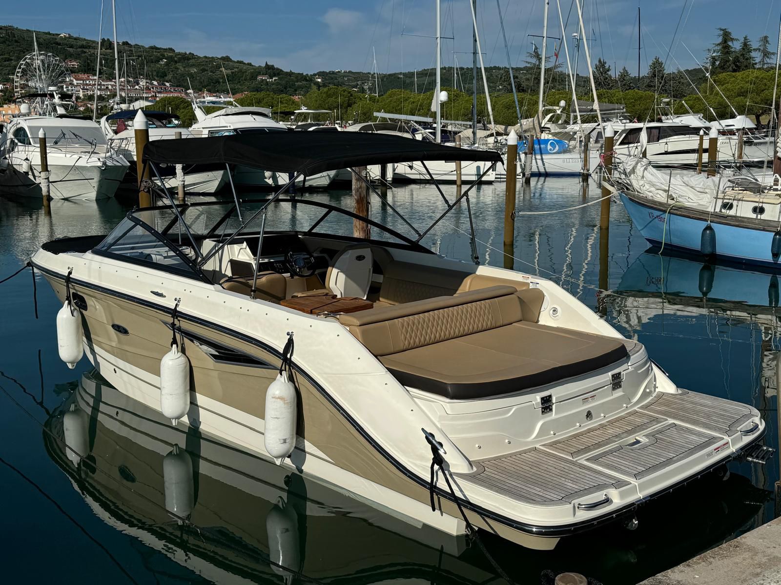 Sea Ray 250 SLX - PRVI LASTN... - 2019 - for sale: 79500.-EUR