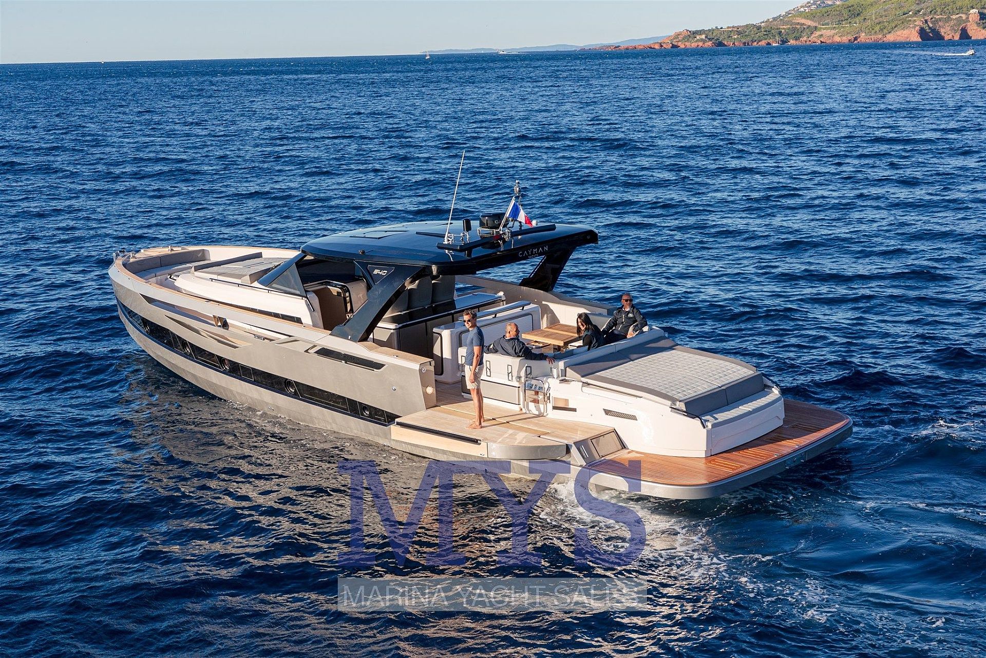 Cayman 540WA - 2024