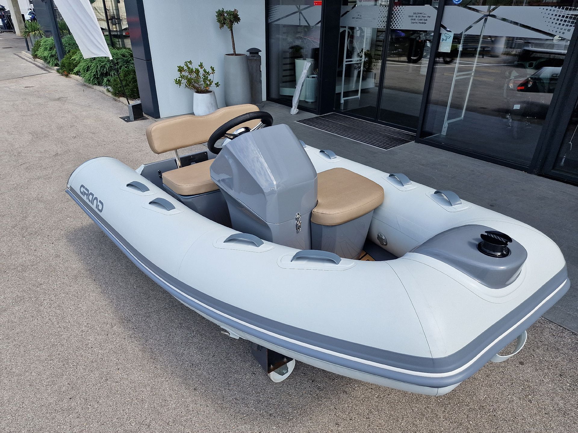 GRAND 300 S300HL Hypalon - 2026