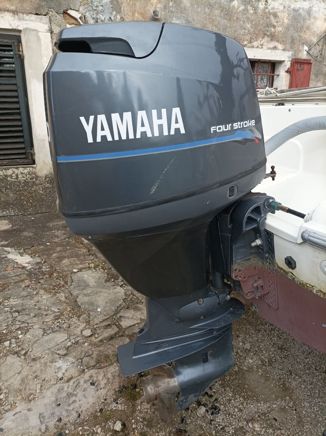 Yamaha 100 - 2000