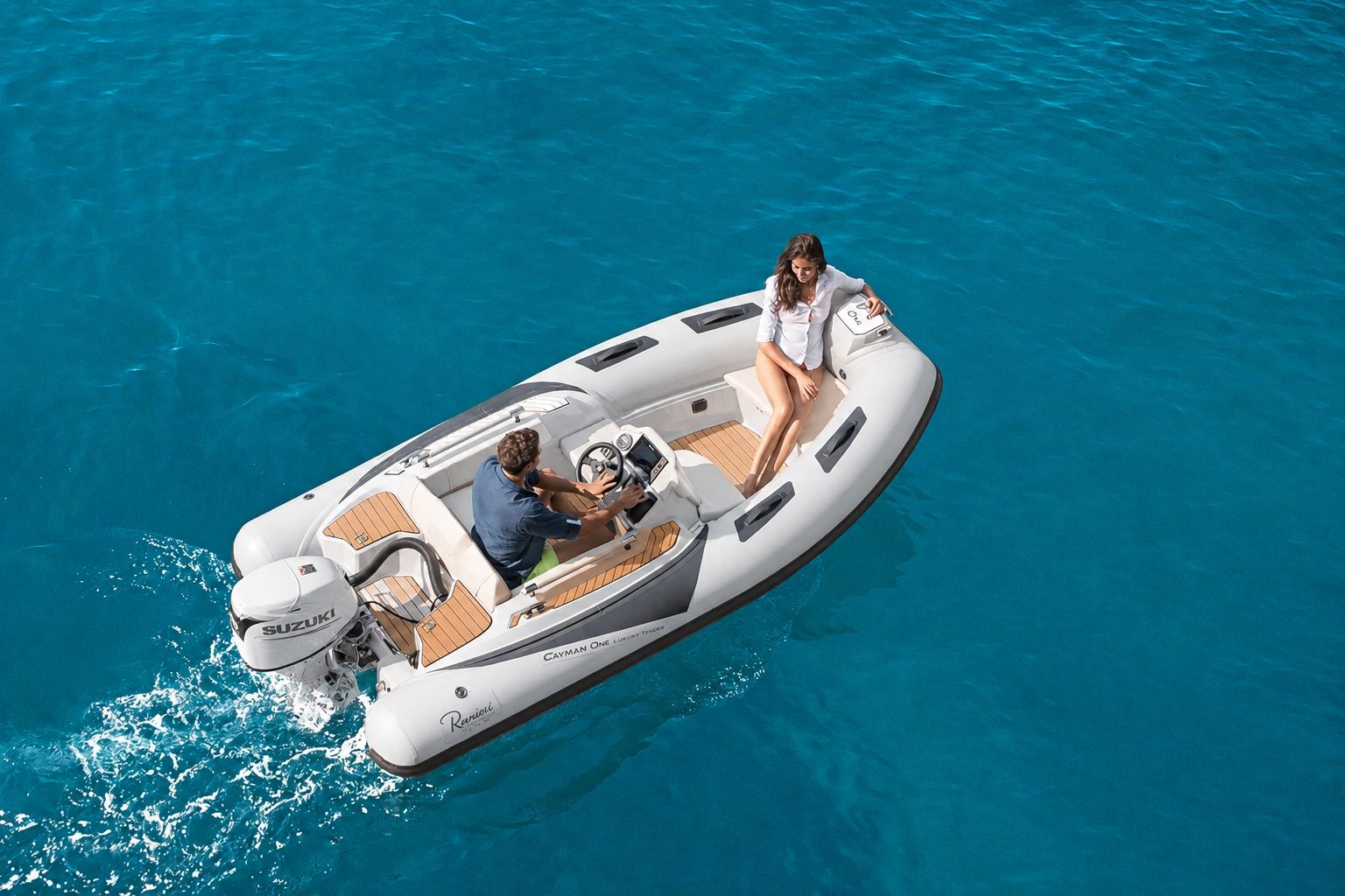 Ranieri International Cayman One Luxury tender  V DOBAVI - 2026