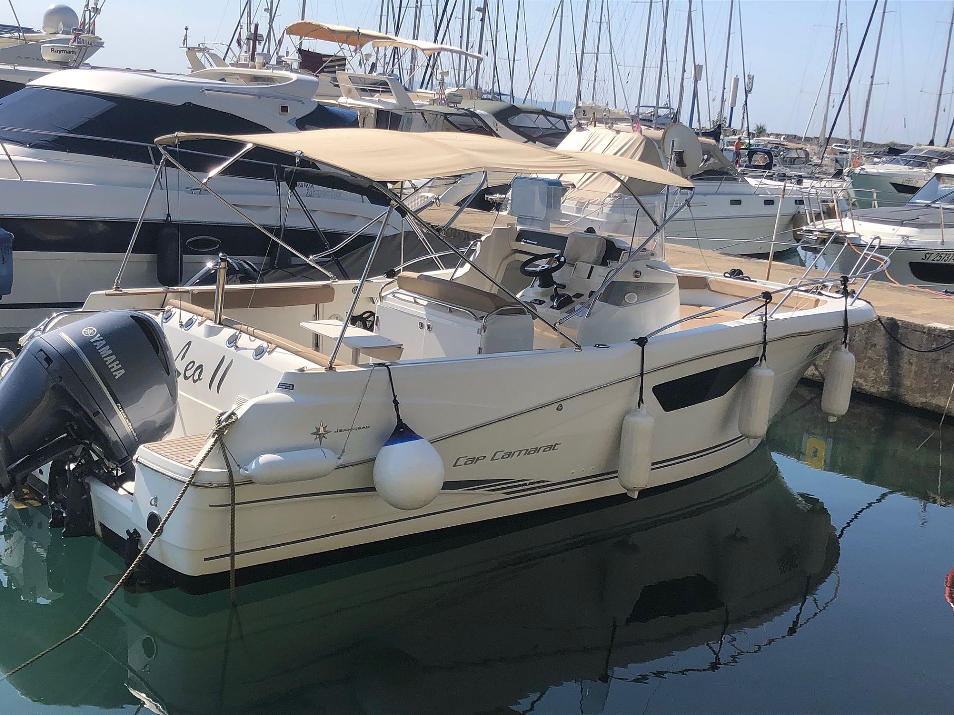 Jeanneau Cap Camarat 8,5 CC - 2013
