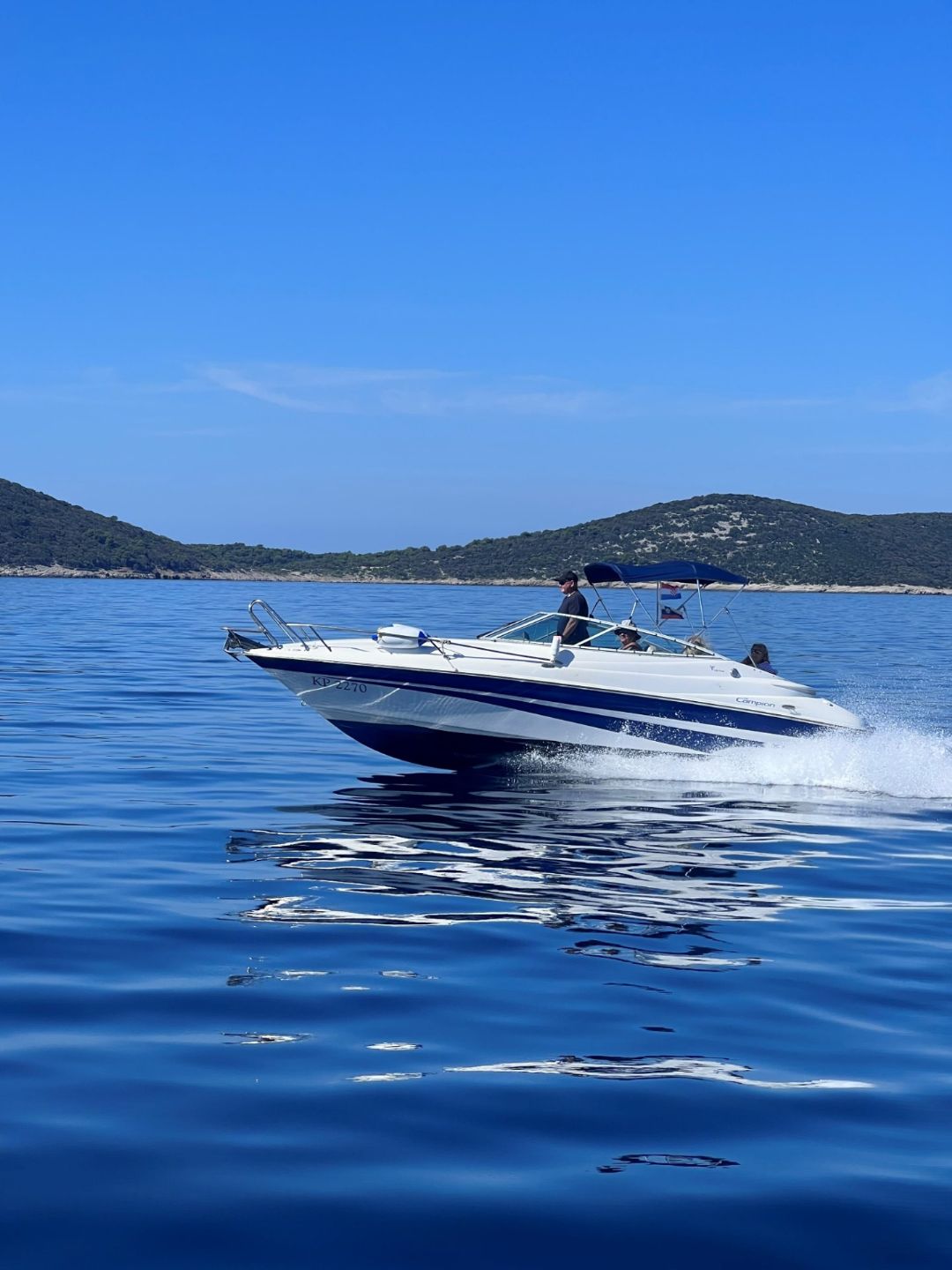 Campion GLISER ALLANTE 705 IO SC - 2003