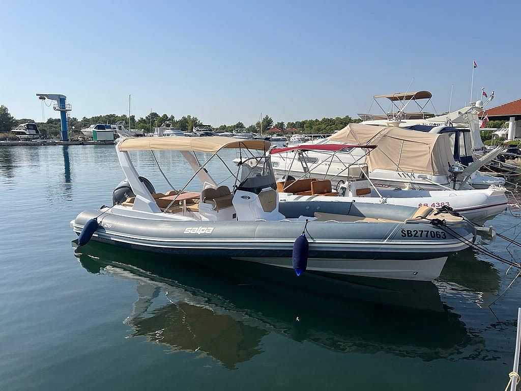 Salpa SOLEIL 26   MOTOR YAMAHA 300 - 2022