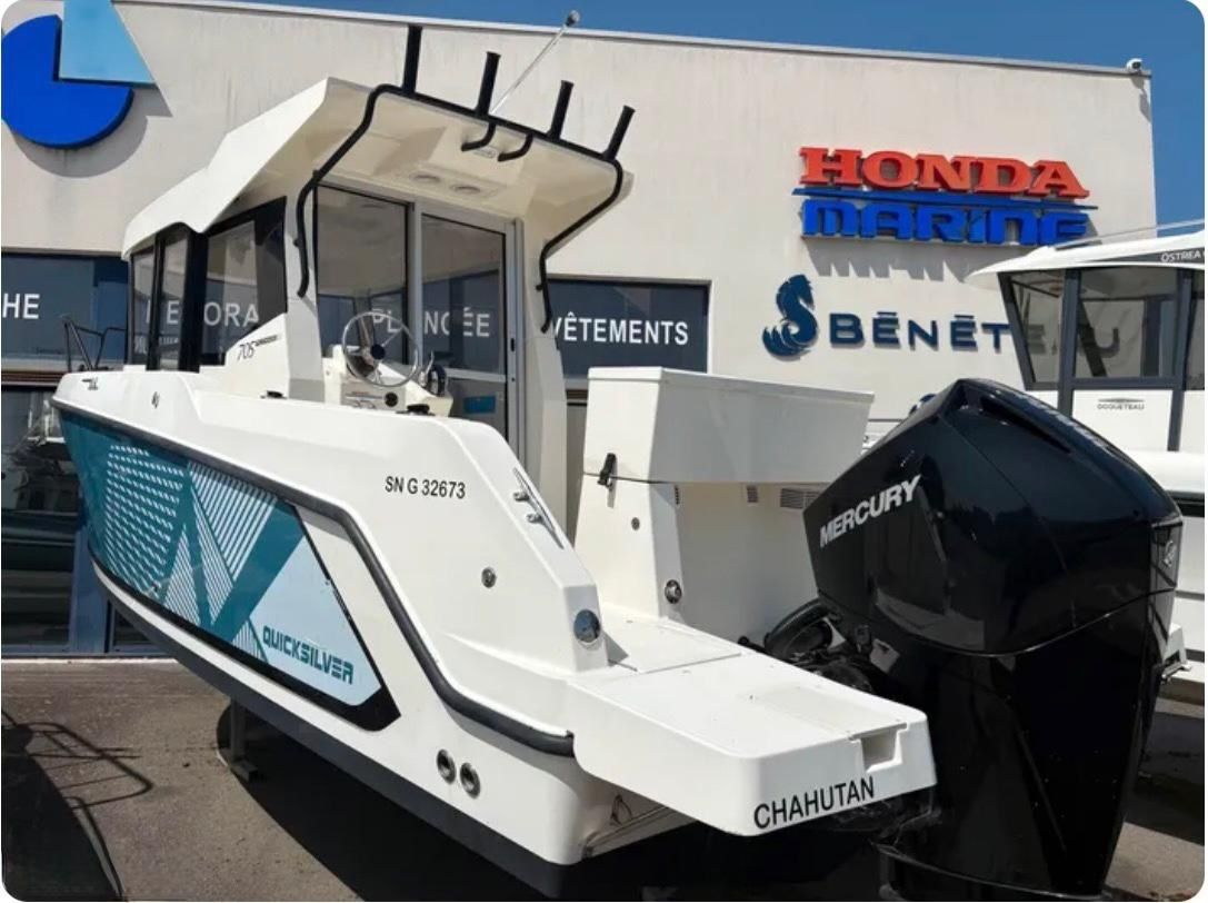 Quicksilver - 705 PILOTHOUSE - INCE NOVO - 2022