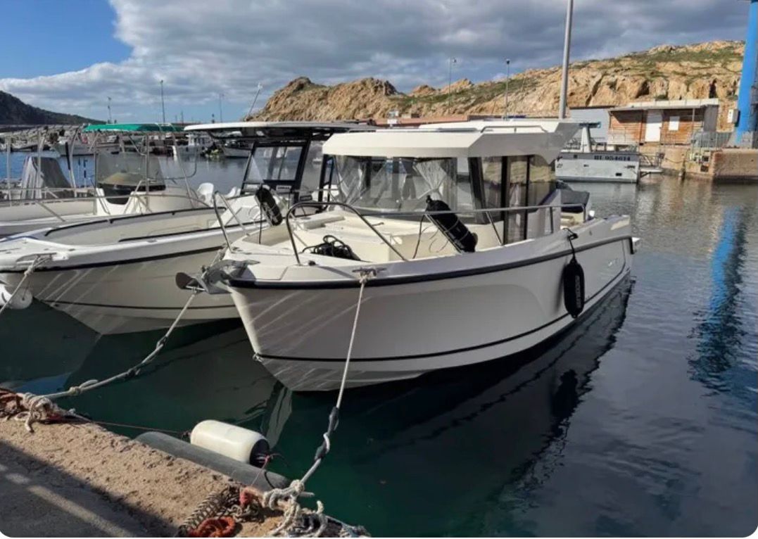 Quicksilver - 805 PILOTHOUSE - INCE NOVO - 2023