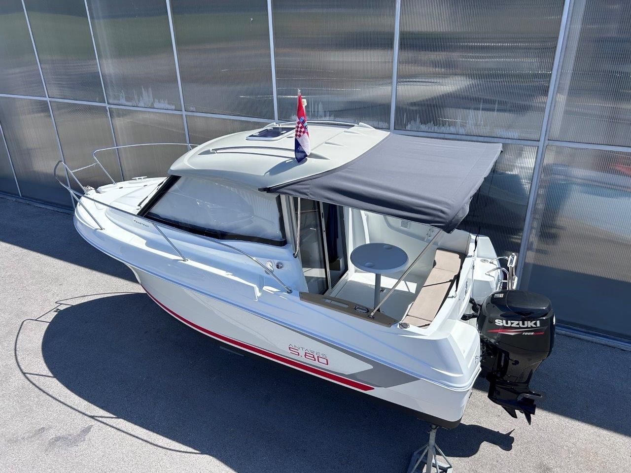 Beneteau Antares 580 HB - 2015
