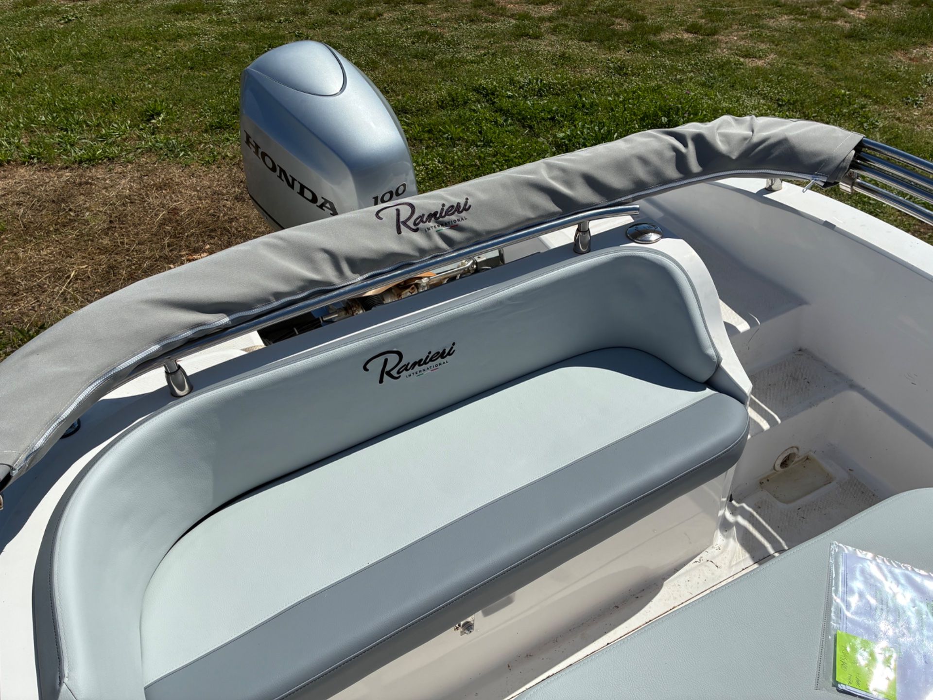 Ranieri International Voyager 19 S - 2011