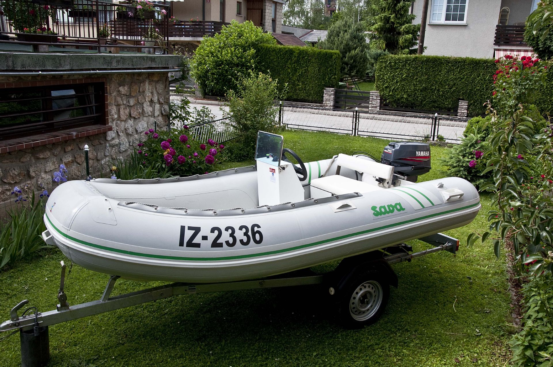 Gumenjak SAVA TECH 380 S   YAMAHA 25 HP   PRIKOLICA - 1995