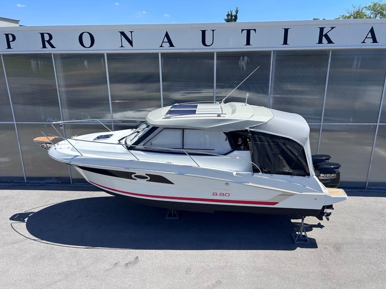 Beneteau Antares 8.80 - 2016 - for sale: 89999.-EUR