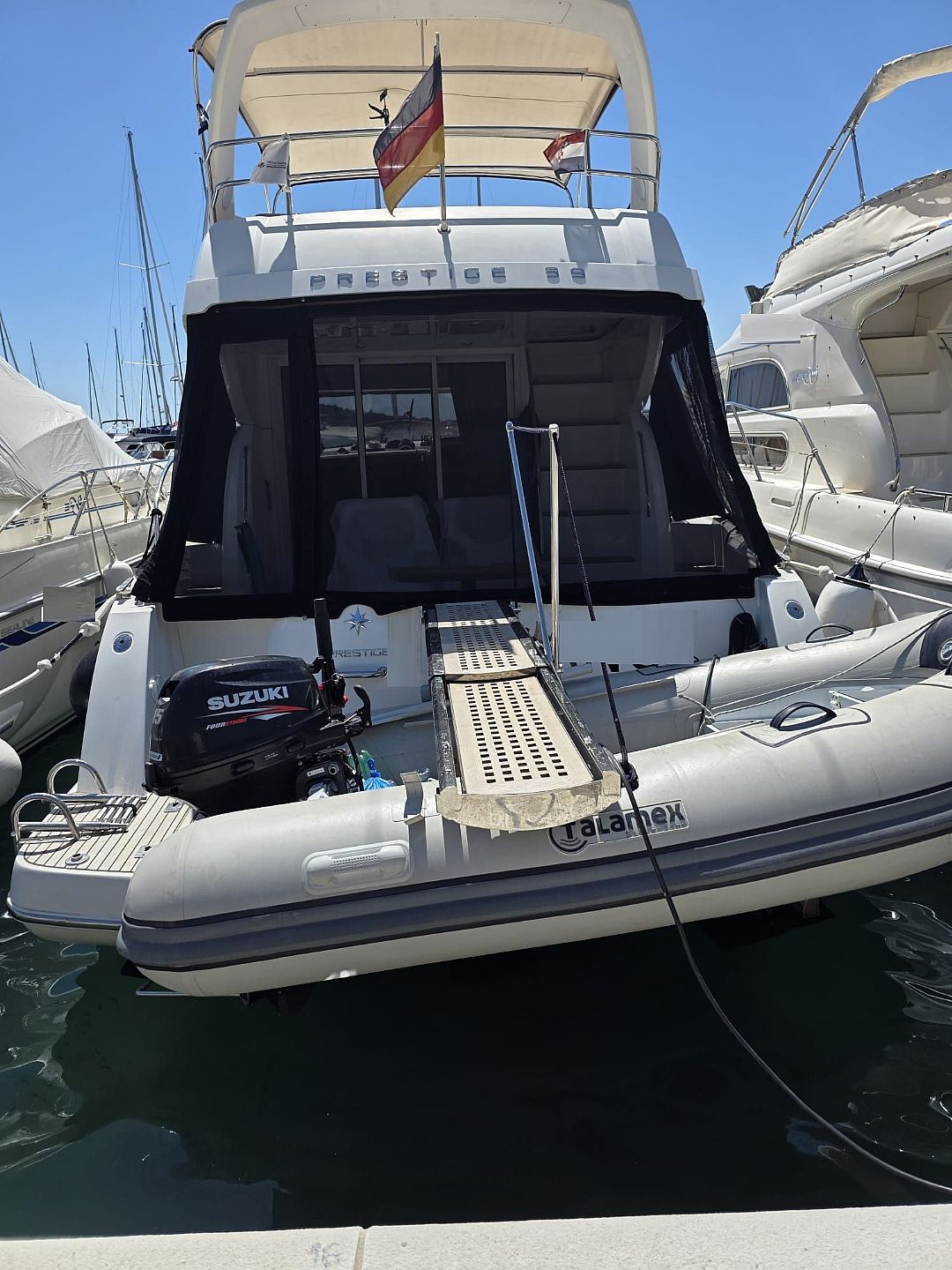 Prestige 39 - 2010 - for sale: 215000.-EUR