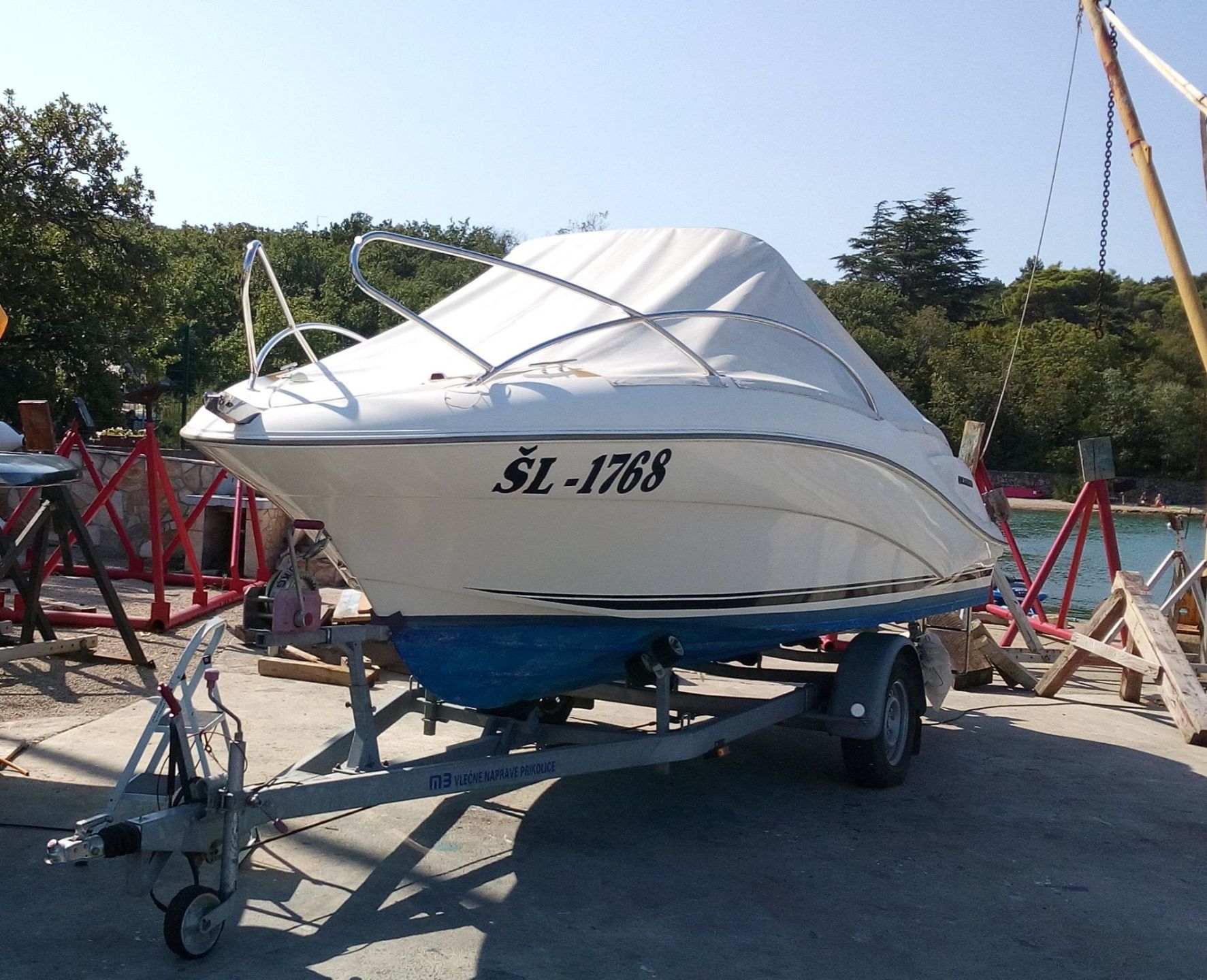 Quicksilver Activ 555 WA - 2010